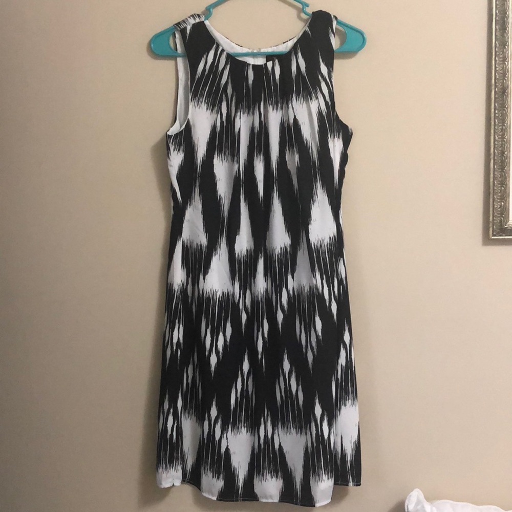 NWT Black and White Tribal Dress